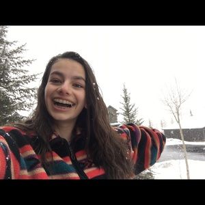 Meet your Posher, Alessia